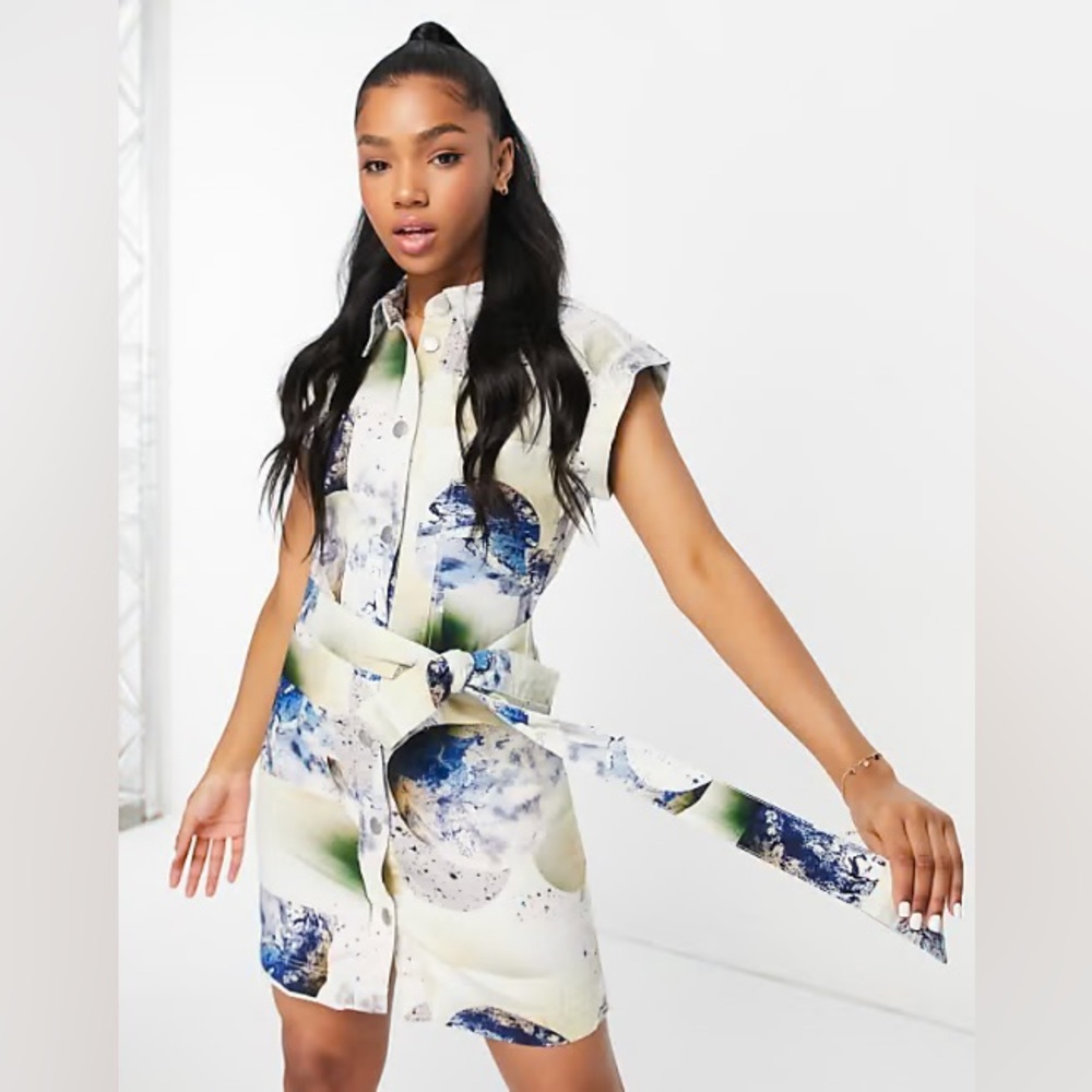 Monki mini dress with tie waist in abstract space print